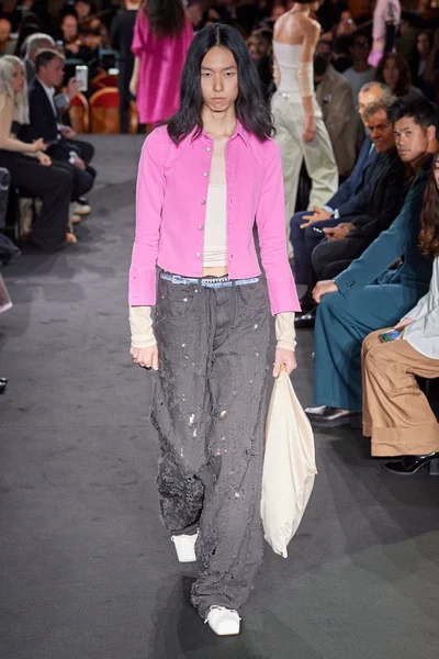 Look 34